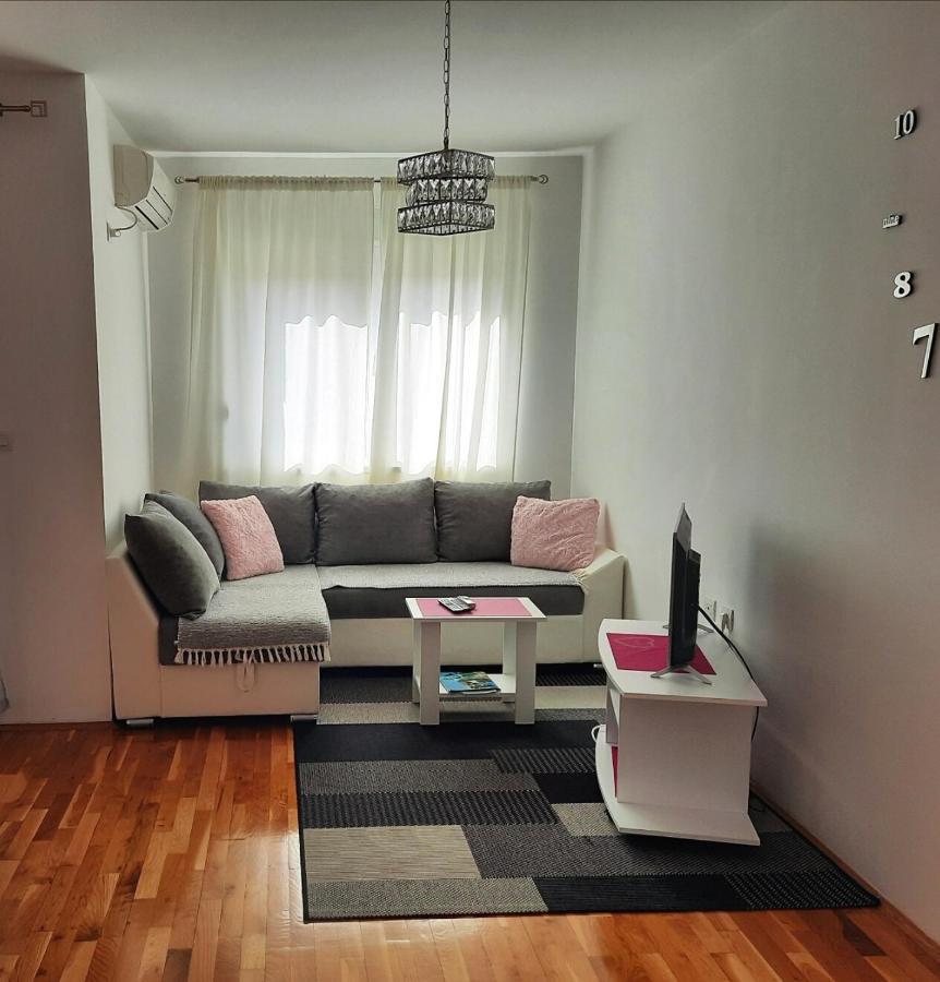 Apartman Natasha Trebinje Exteriör bild
